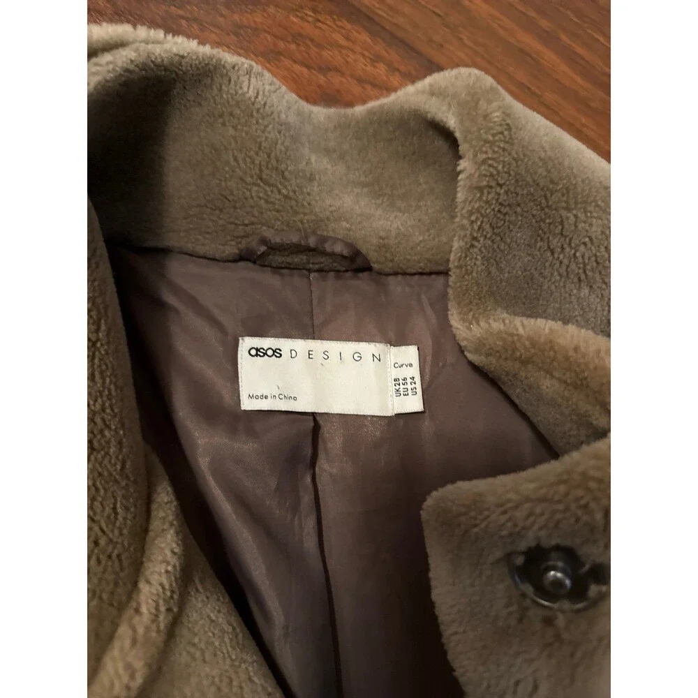 ASOS DESIGN cozy teddy funnel neck coat size US 24